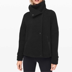 Lululemon Show me the Sherpa jacket